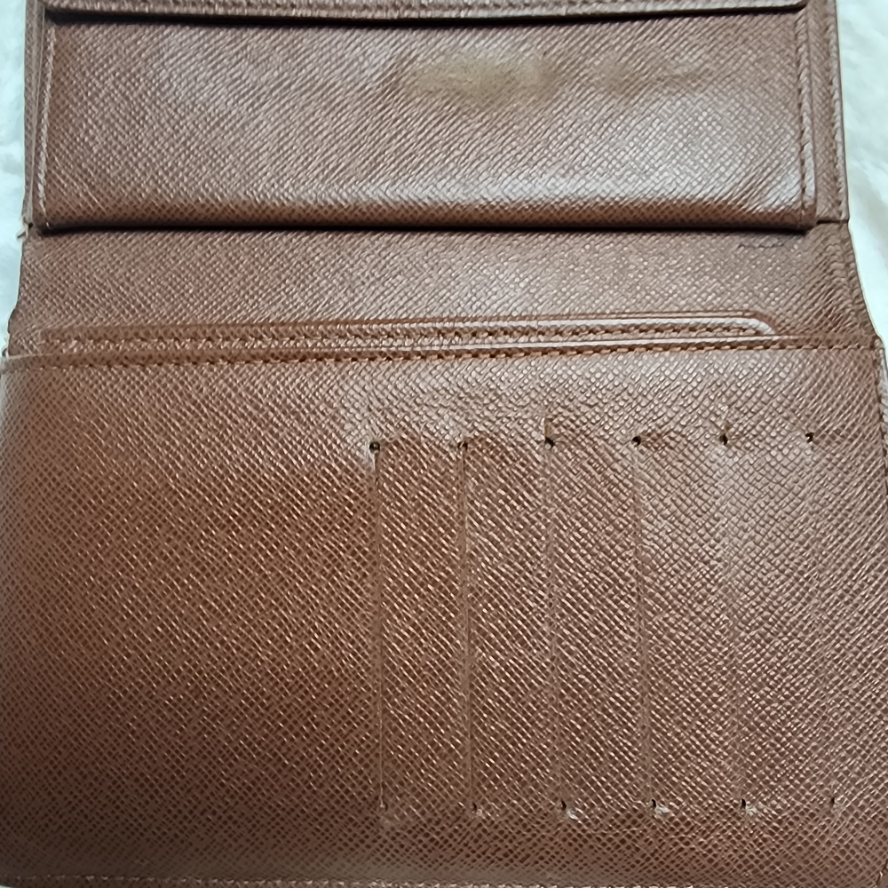 Louis Vuitton Monogram Wallet - Picture 13 of 16